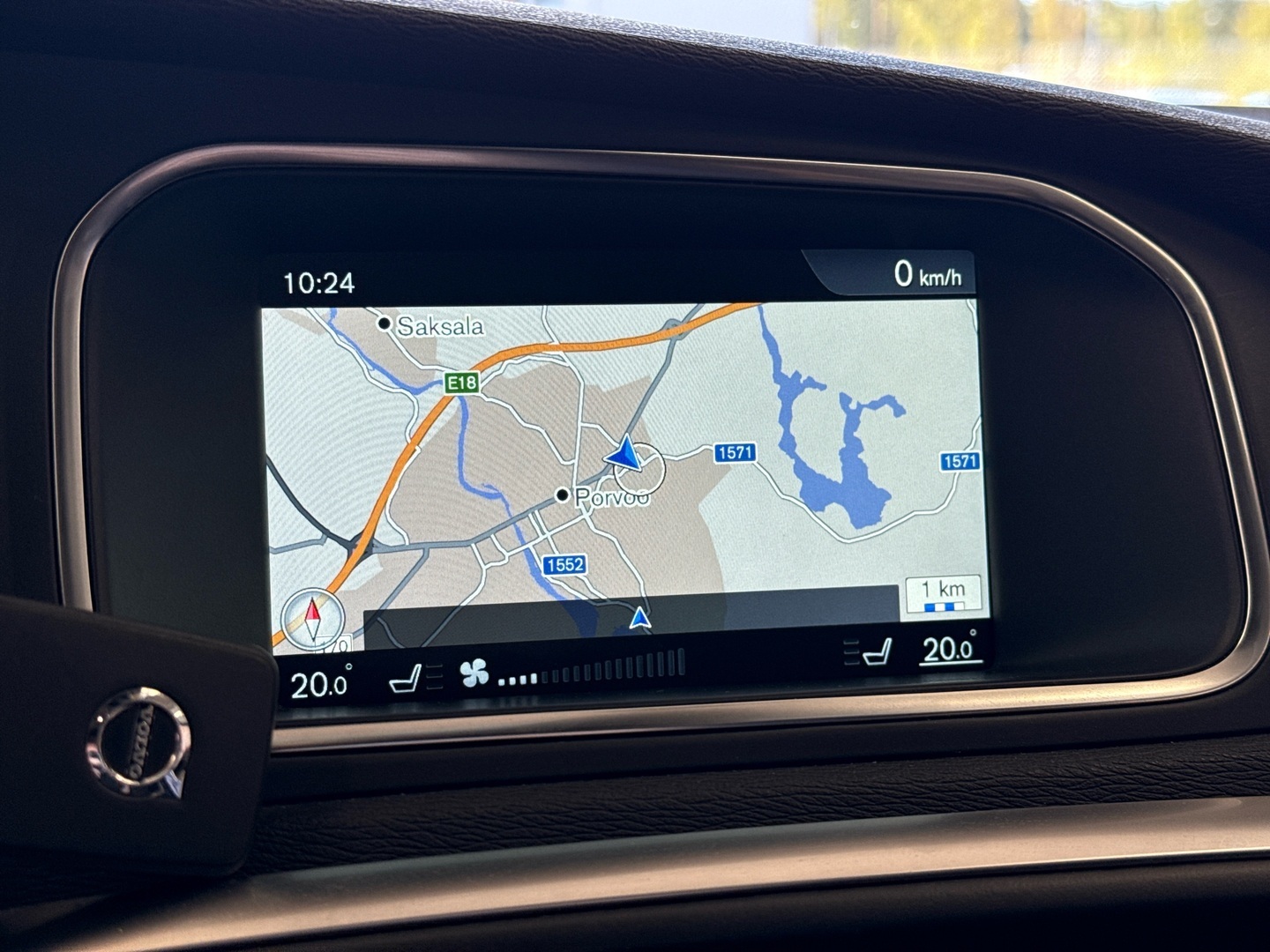 VOLVO V40 2017