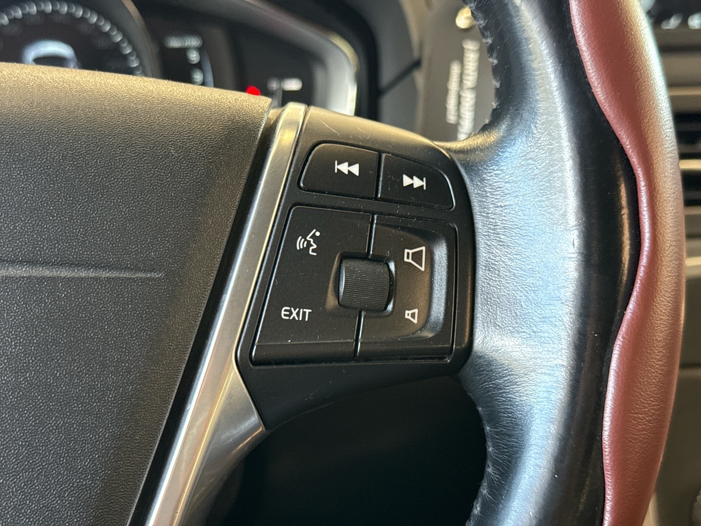 VOLVO S80 2015