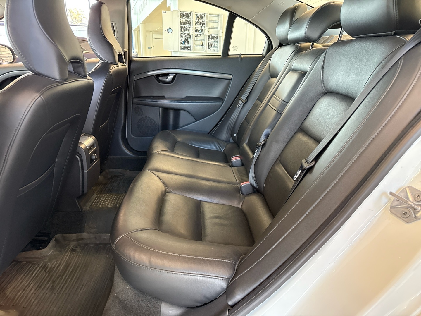 VOLVO S80 2015