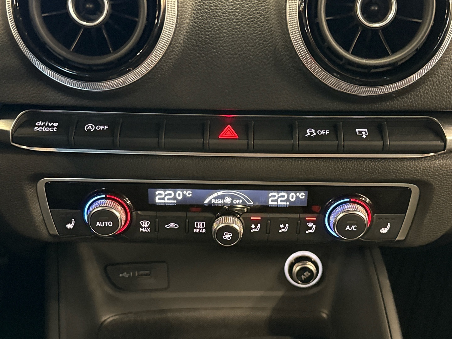 AUDI A3 2017