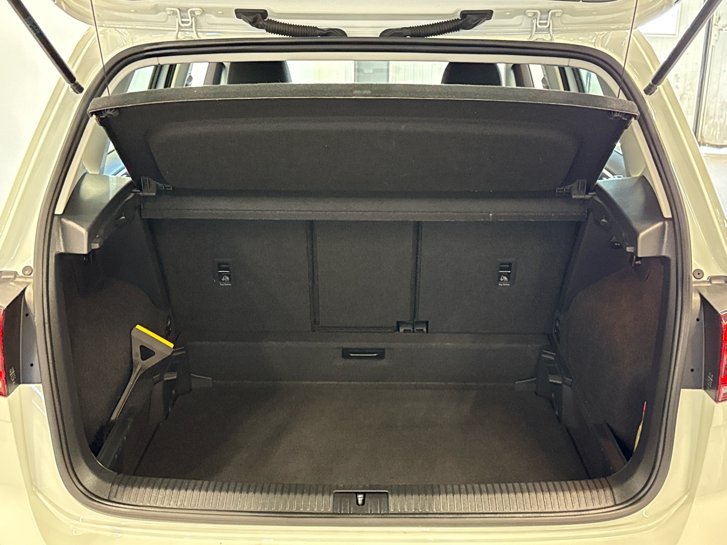 VOLKSWAGEN Golf Sportsvan 2018