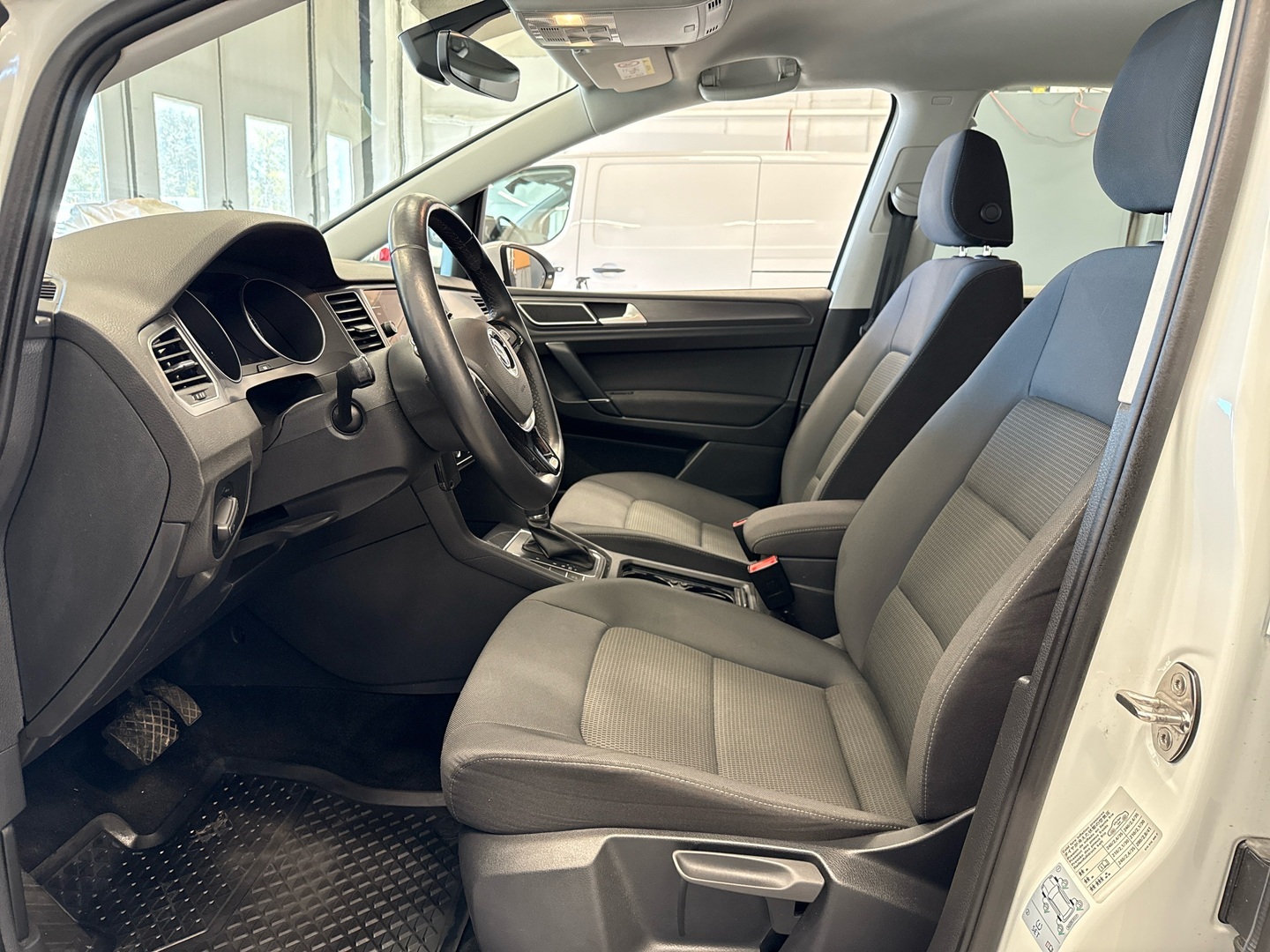 VOLKSWAGEN Golf Sportsvan 2018