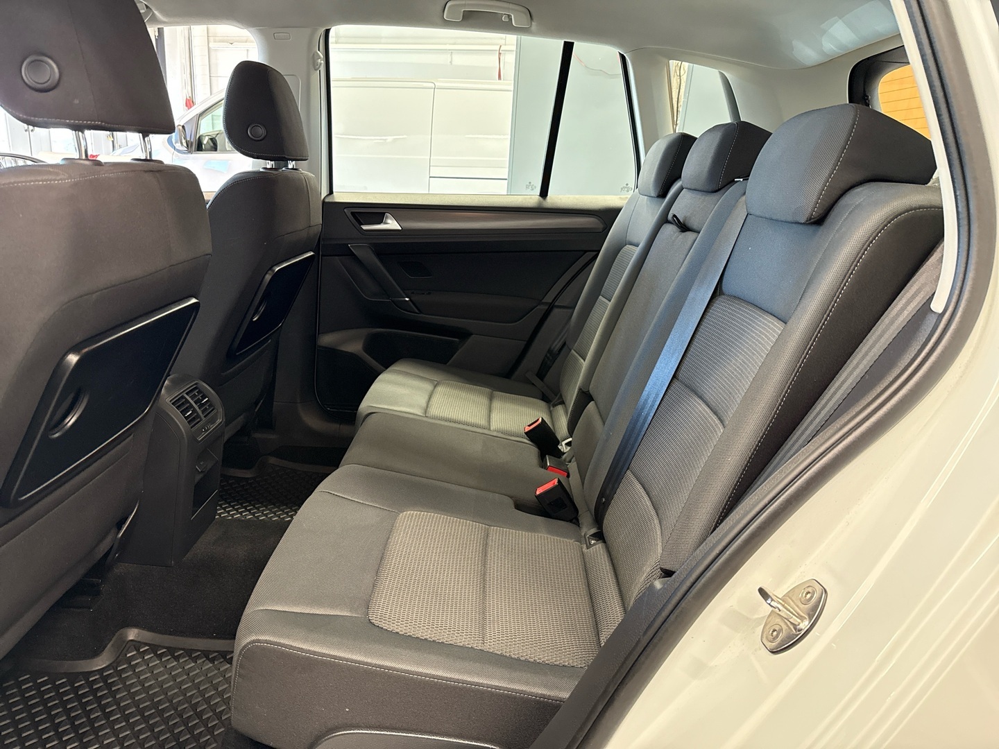 VOLKSWAGEN Golf Sportsvan 2018