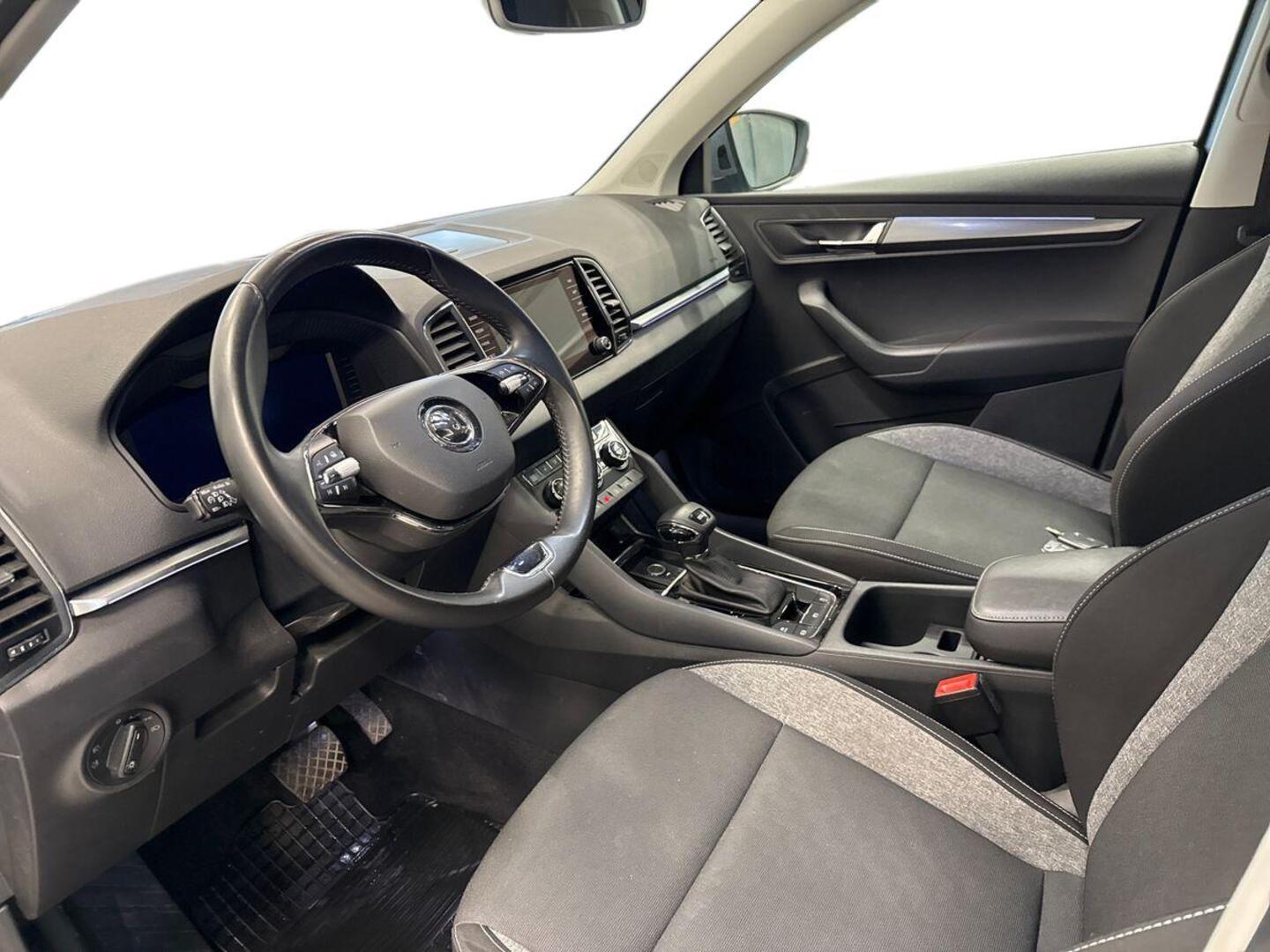 SKODA Karoq 2021