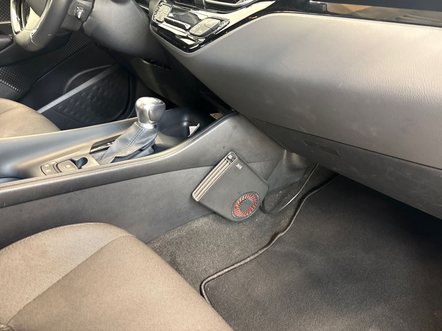 TOYOTA C-HR 2020