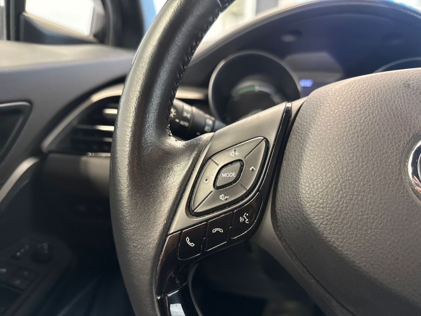 TOYOTA C-HR 2020