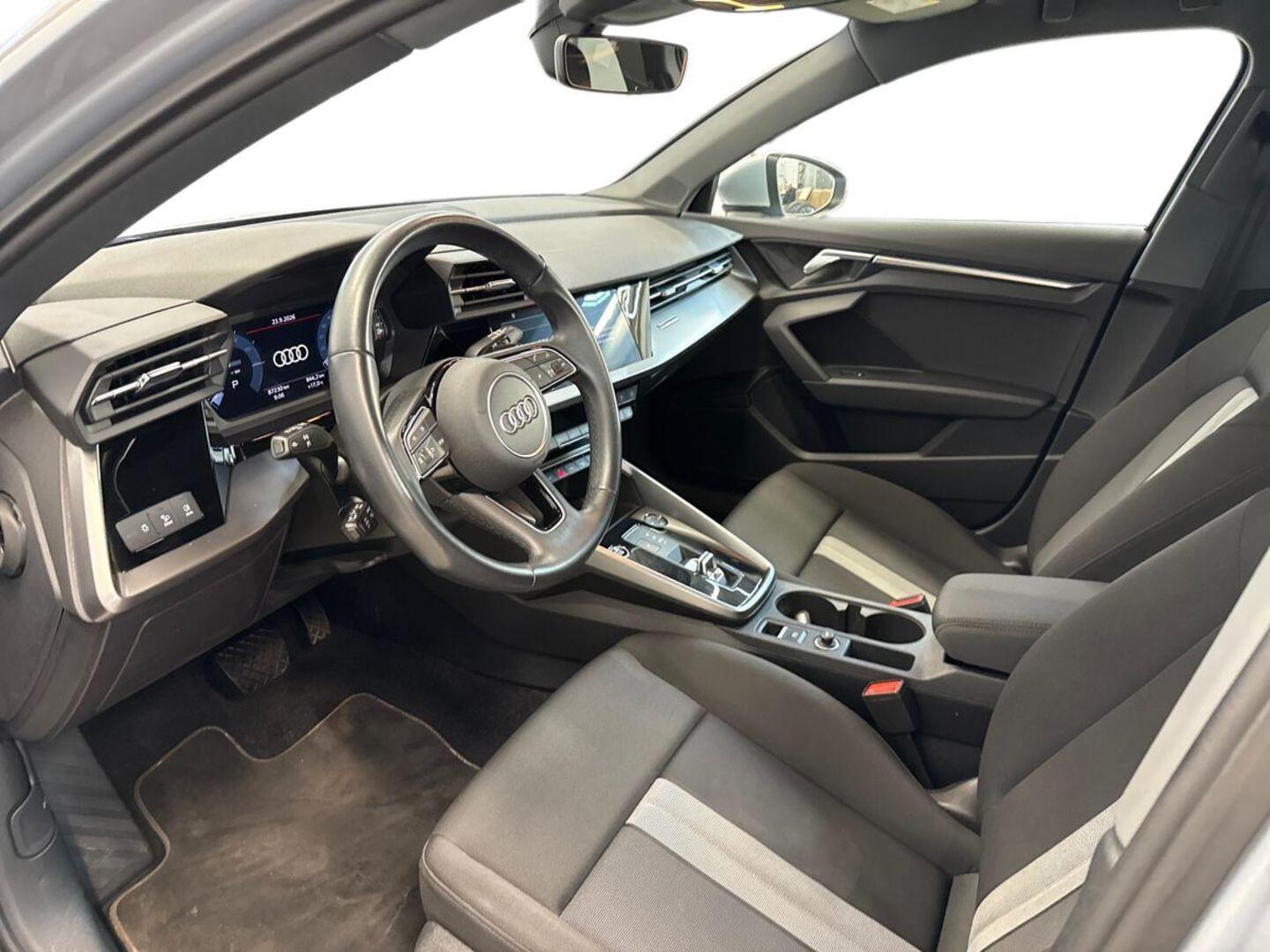 AUDI A3 7