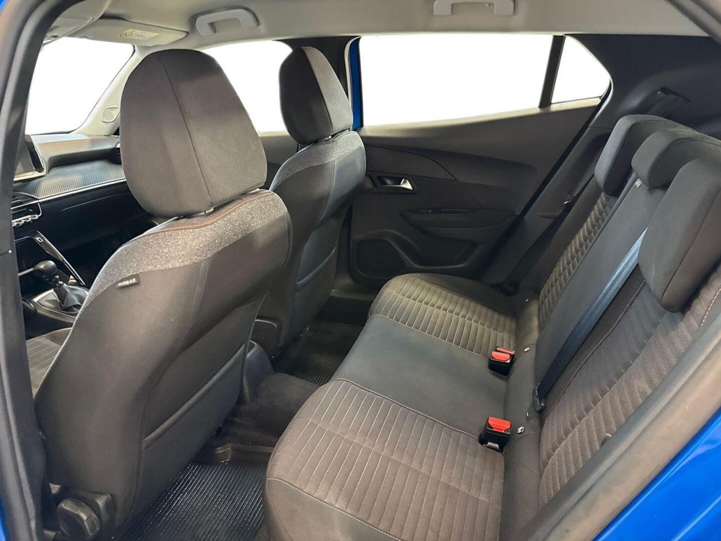 PEUGEOT 2008 2020