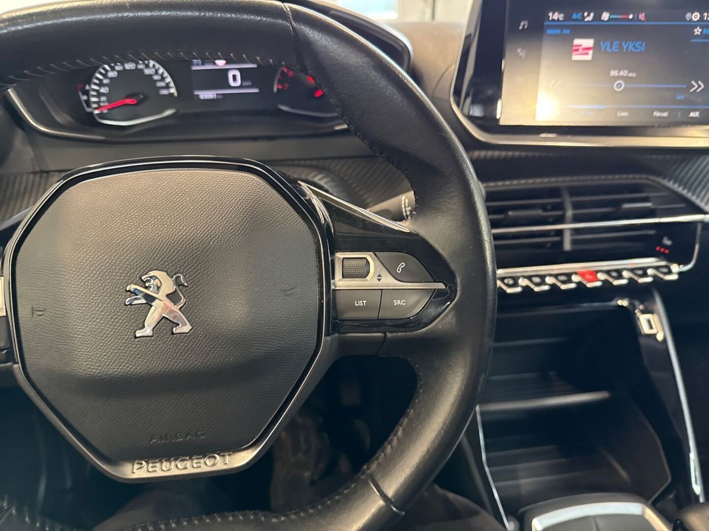 PEUGEOT 2008 2020
