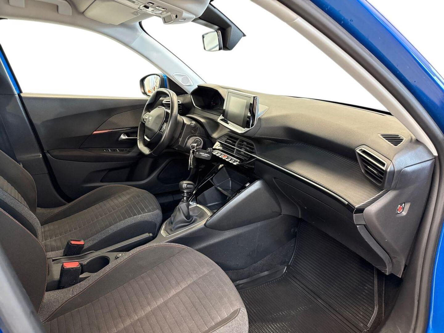 PEUGEOT 2008 2020