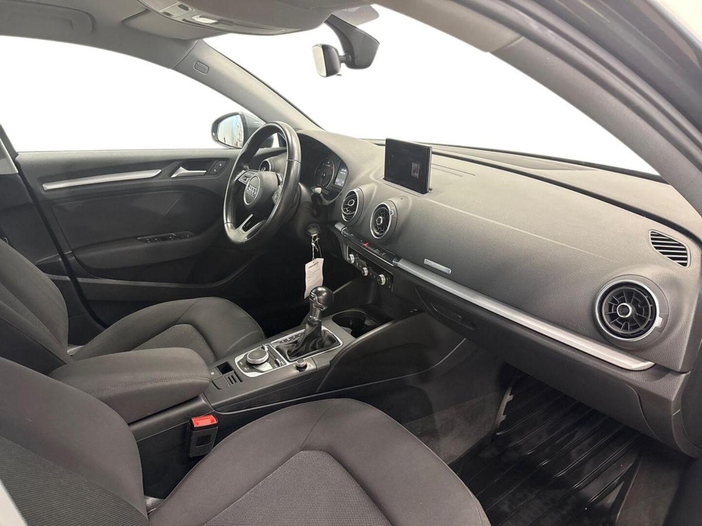 AUDI A3 9
