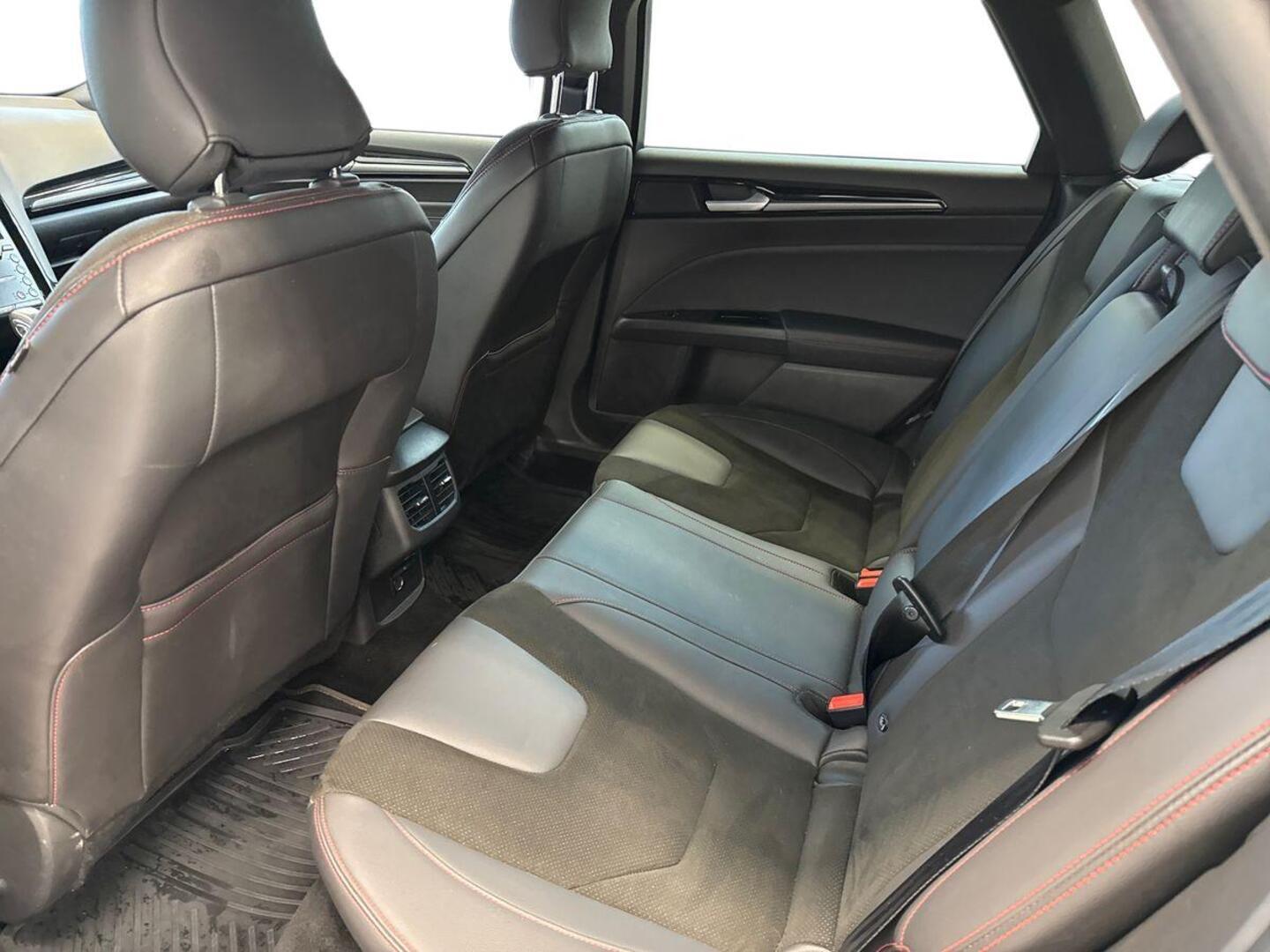 FORD Mondeo 10