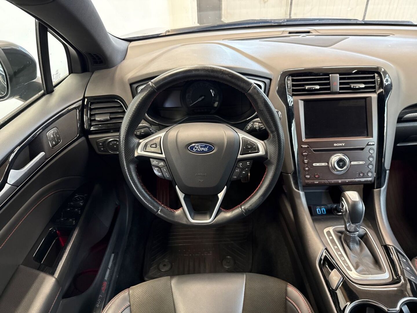 FORD Mondeo 18