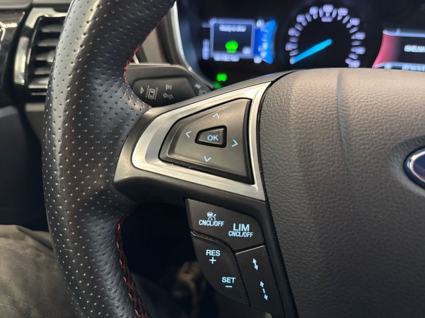 FORD Mondeo 21