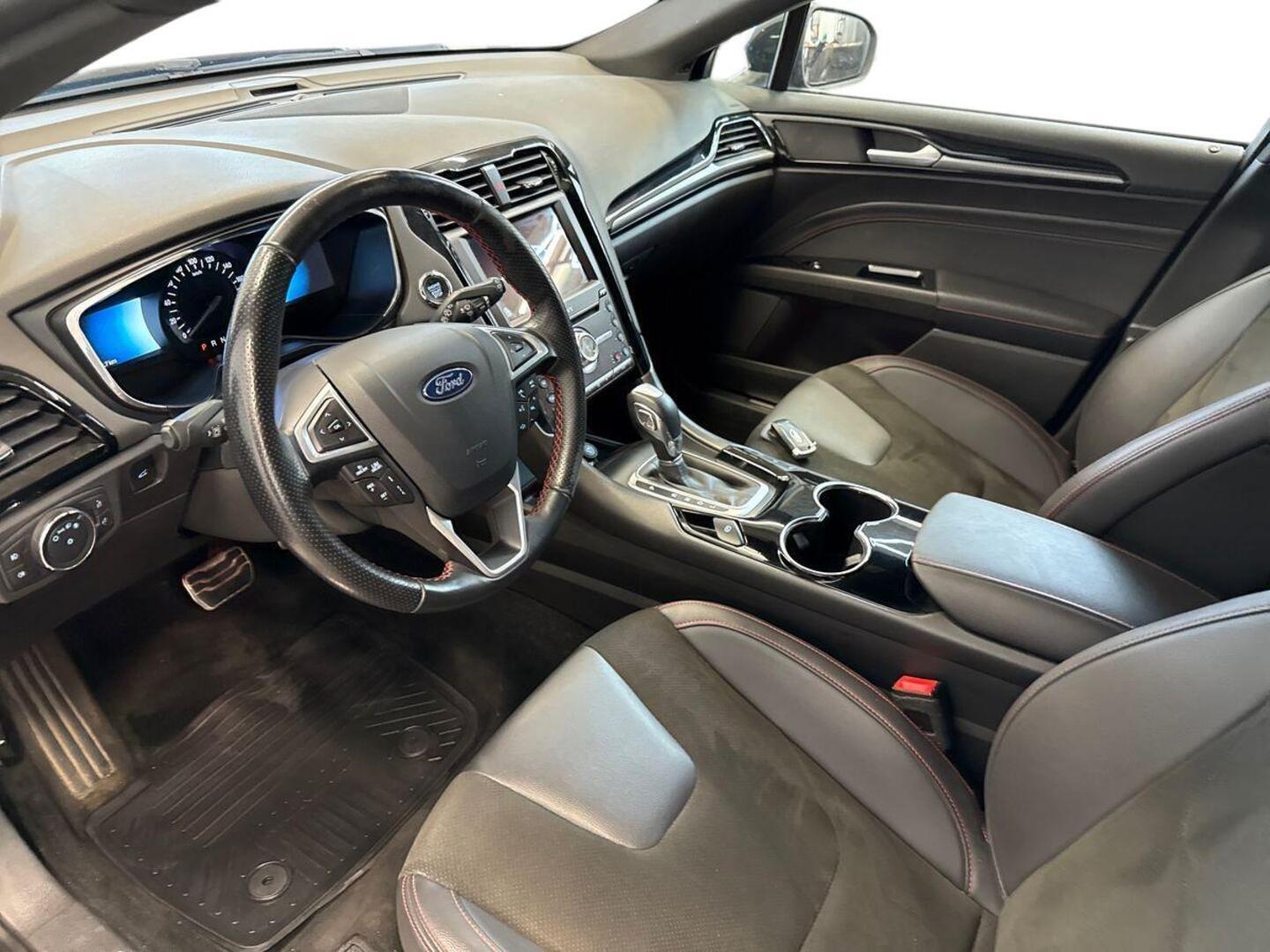 FORD Mondeo 7