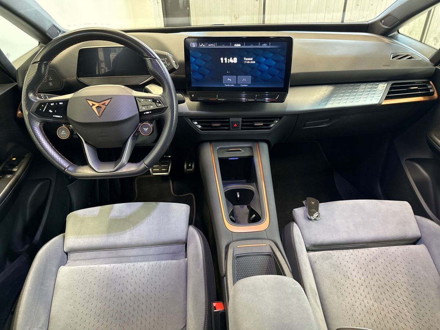 CUPRA Born 18