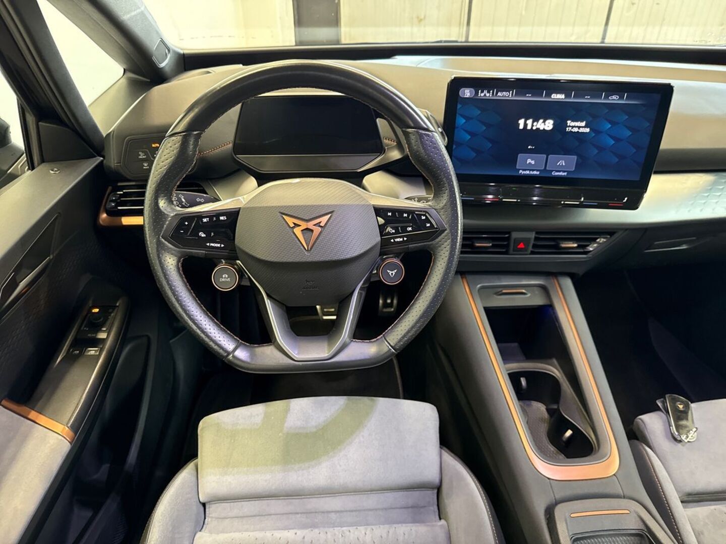 CUPRA Born 19