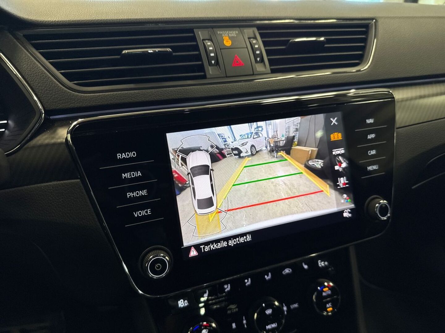 SKODA Superb 27