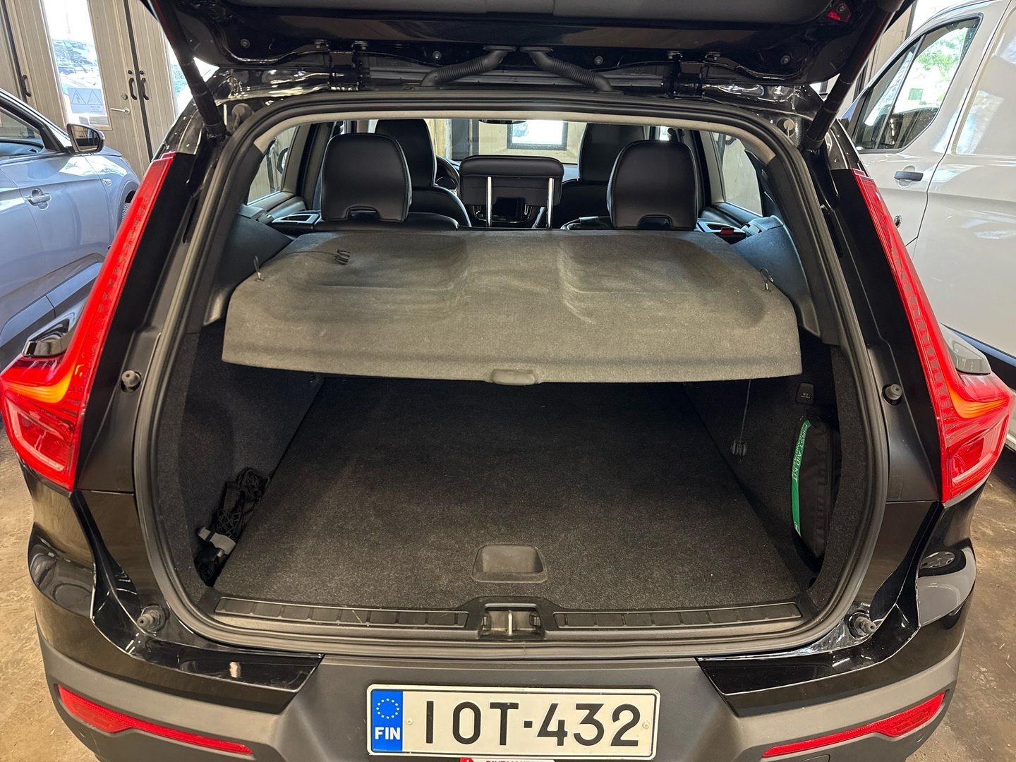 VOLVO XC40 2021