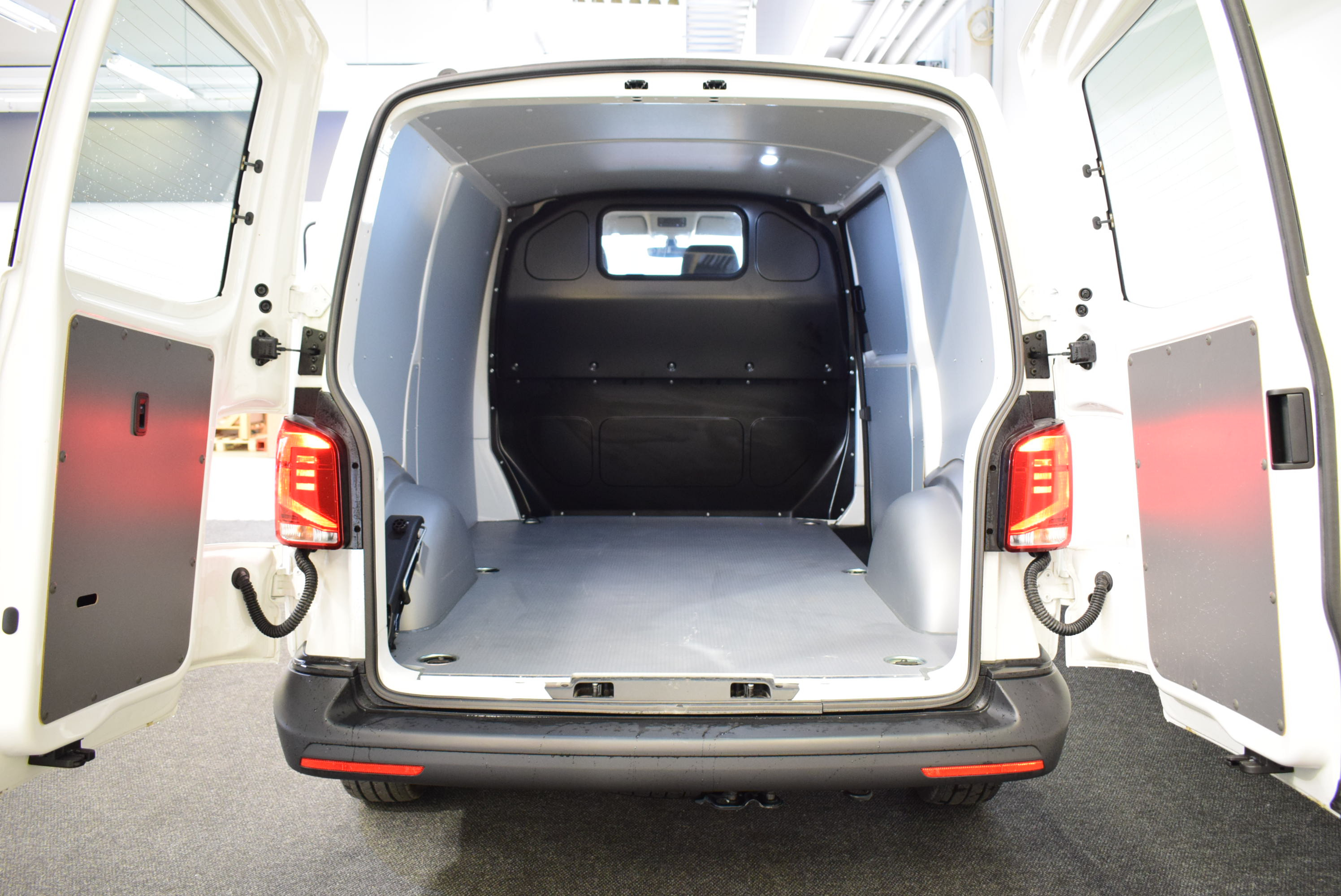 Volkswagen Transporter 2023