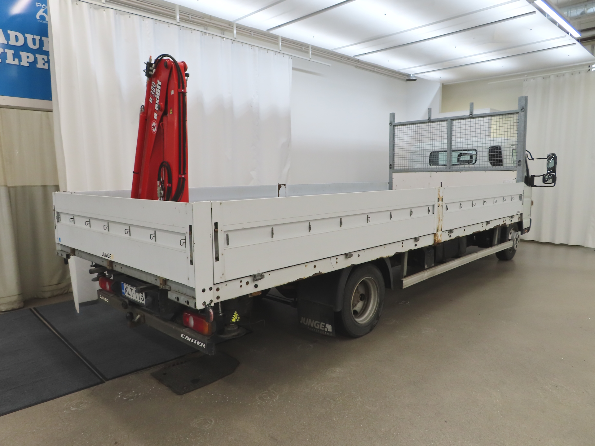 MITSUBISHI FUSO Canter 2015