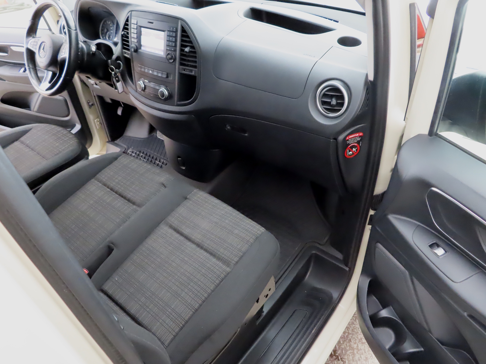 MERCEDES-BENZ Vito 2020