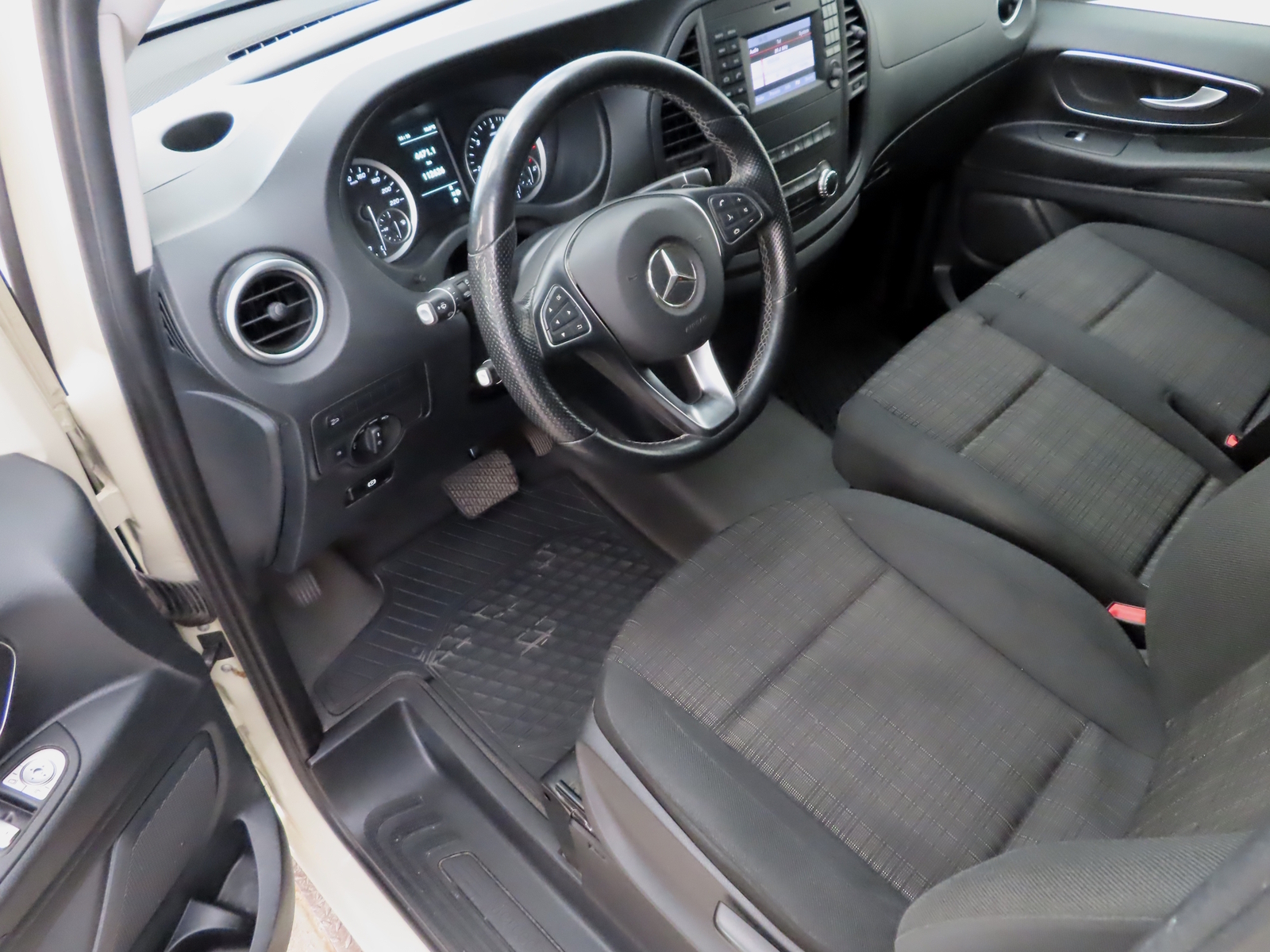 MERCEDES-BENZ Vito 2020