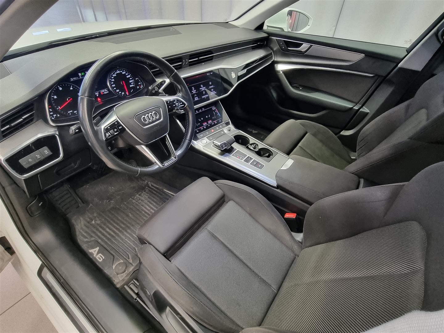 AUDI A6 2019