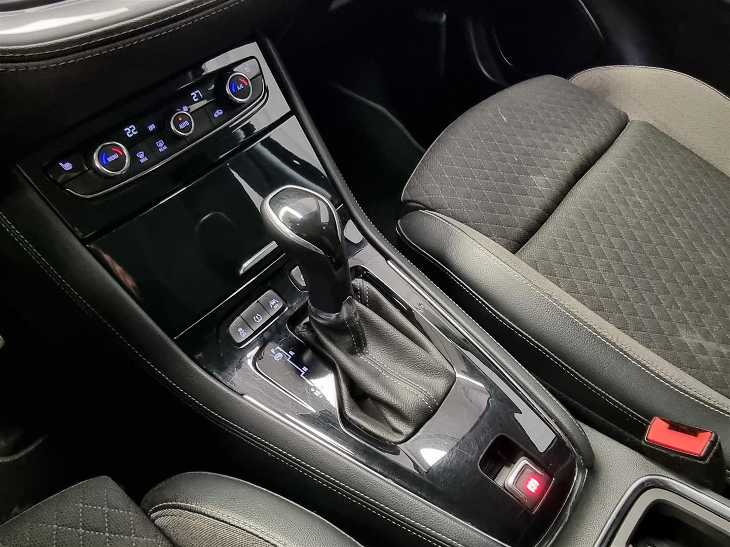 OPEL Grandland X 2019