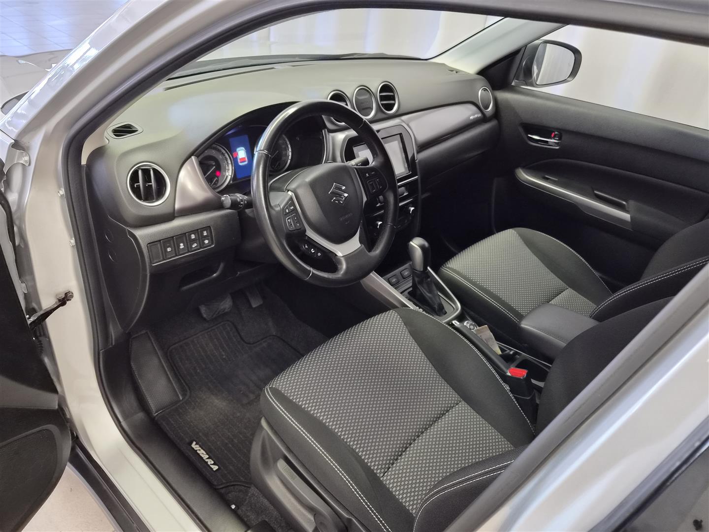 SUZUKI Vitara 2021