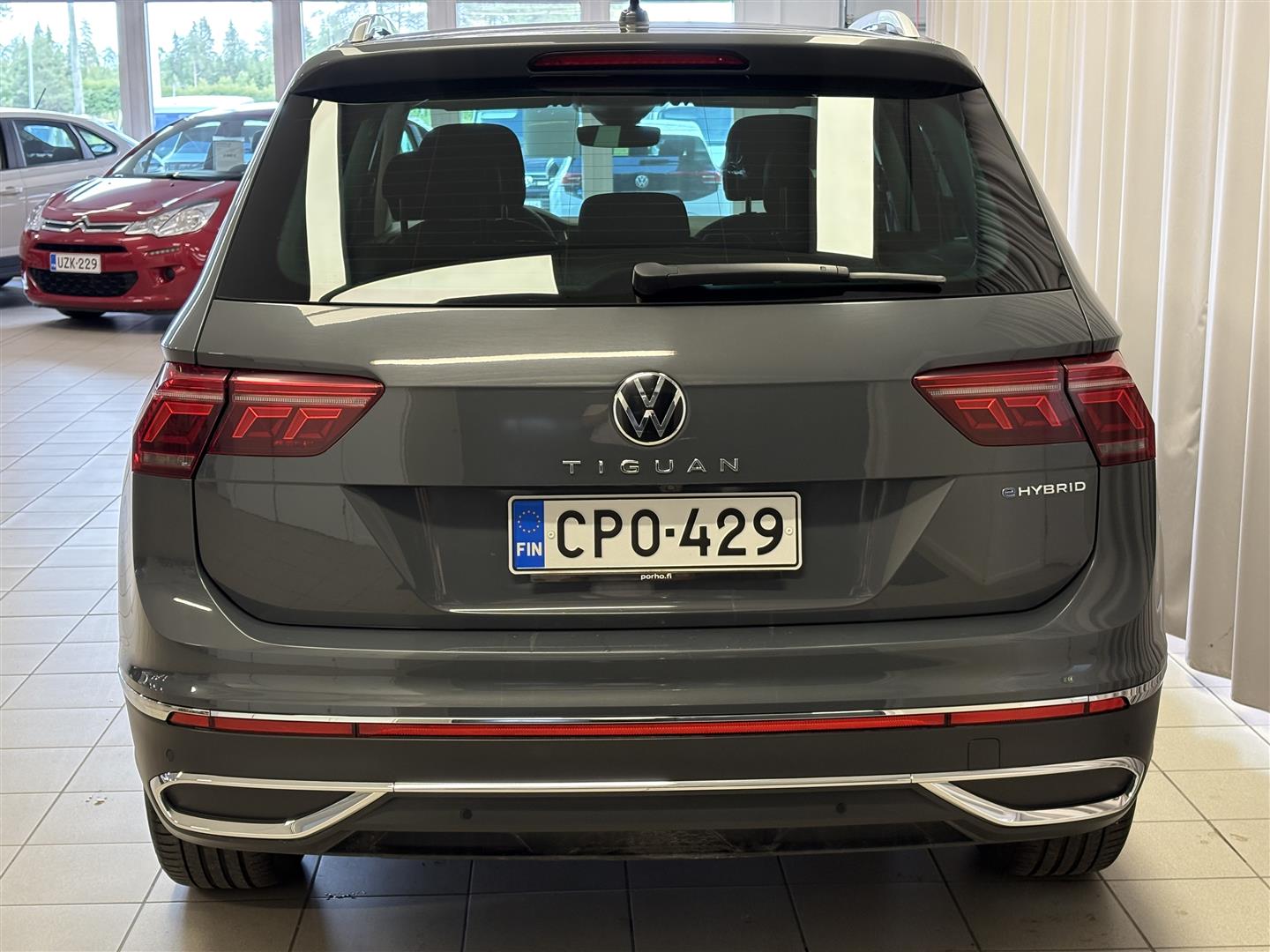 VOLKSWAGEN Tiguan 2021