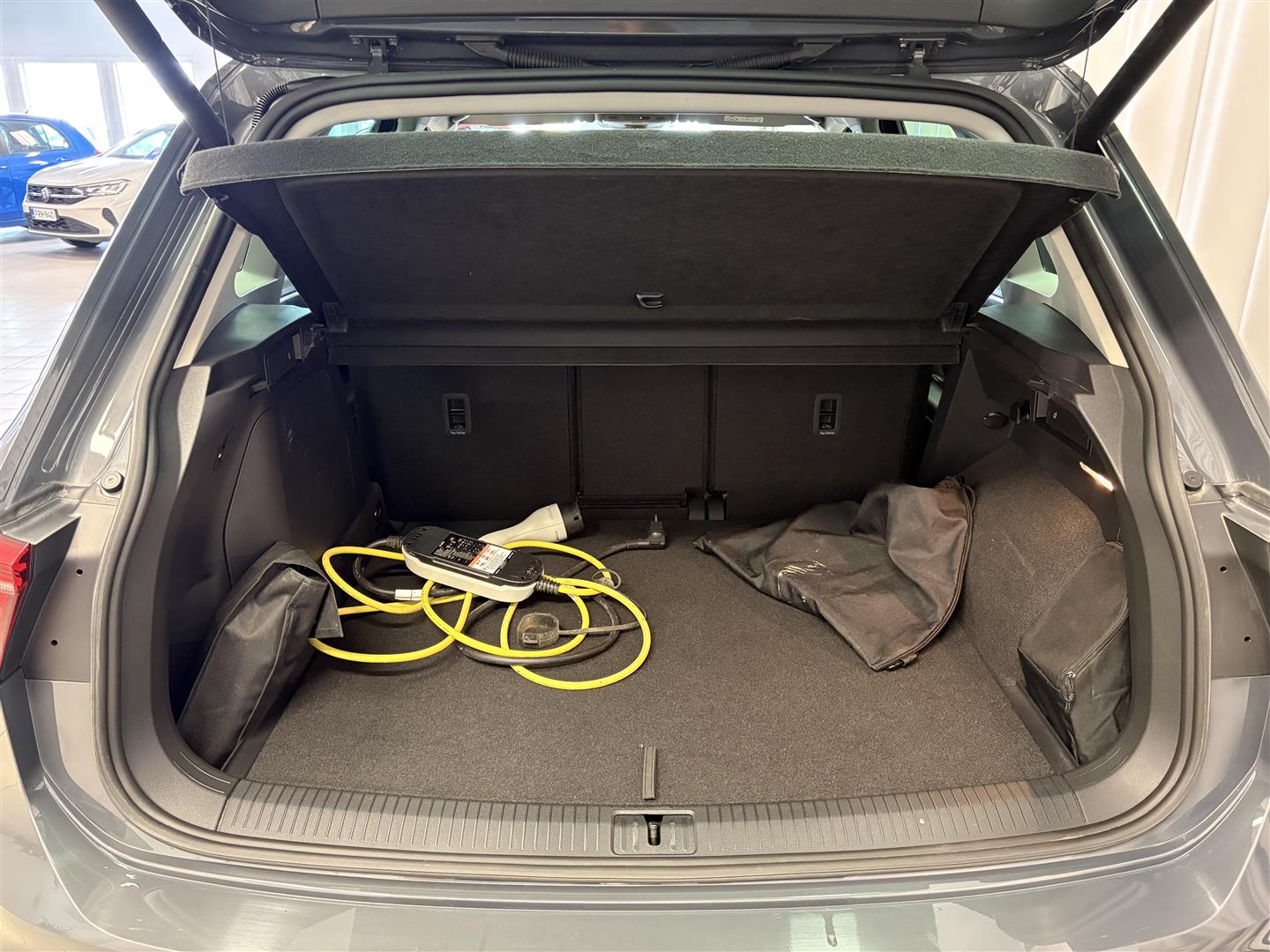 VOLKSWAGEN Tiguan 2021