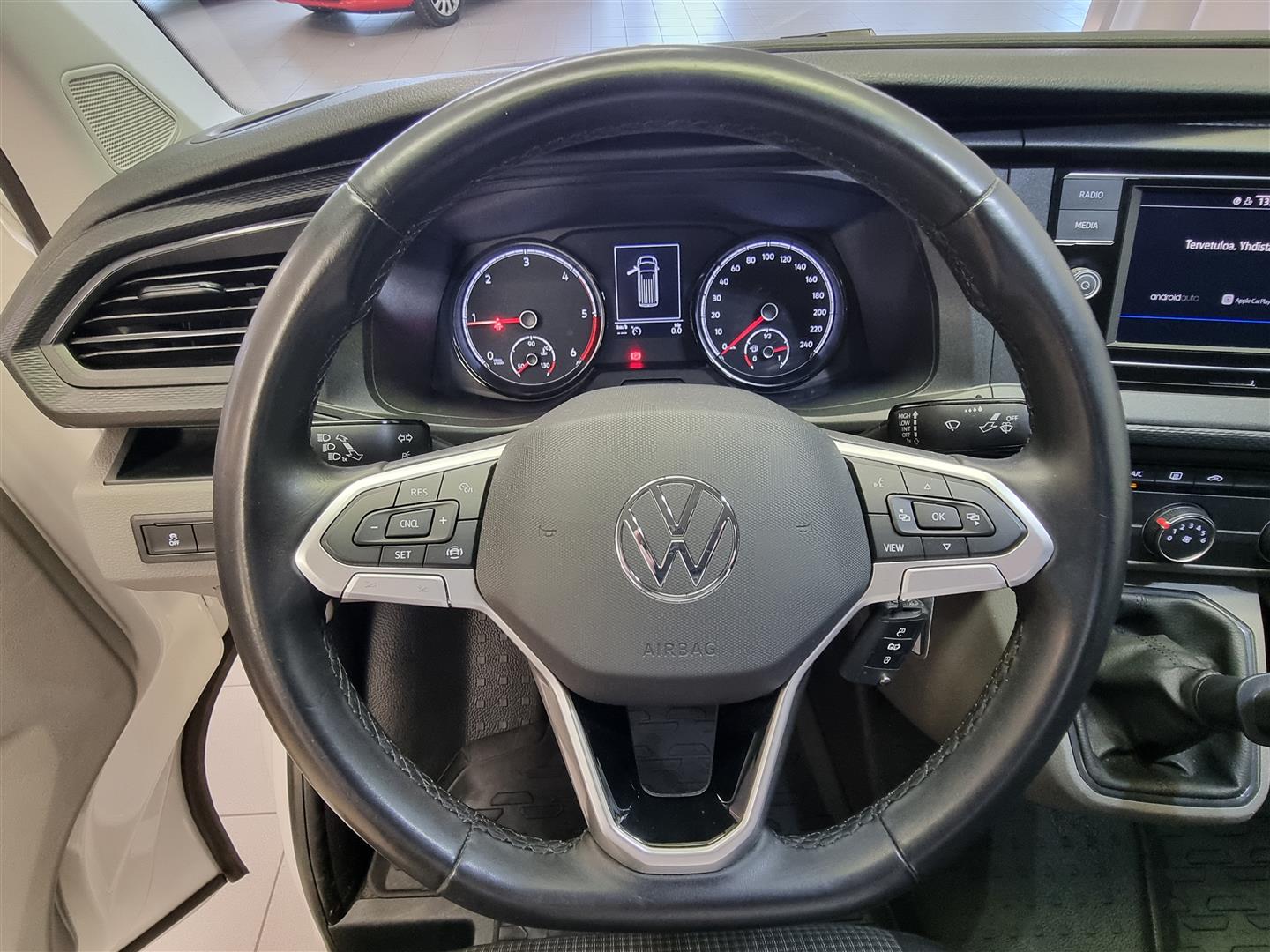 VOLKSWAGEN Transporter 2022