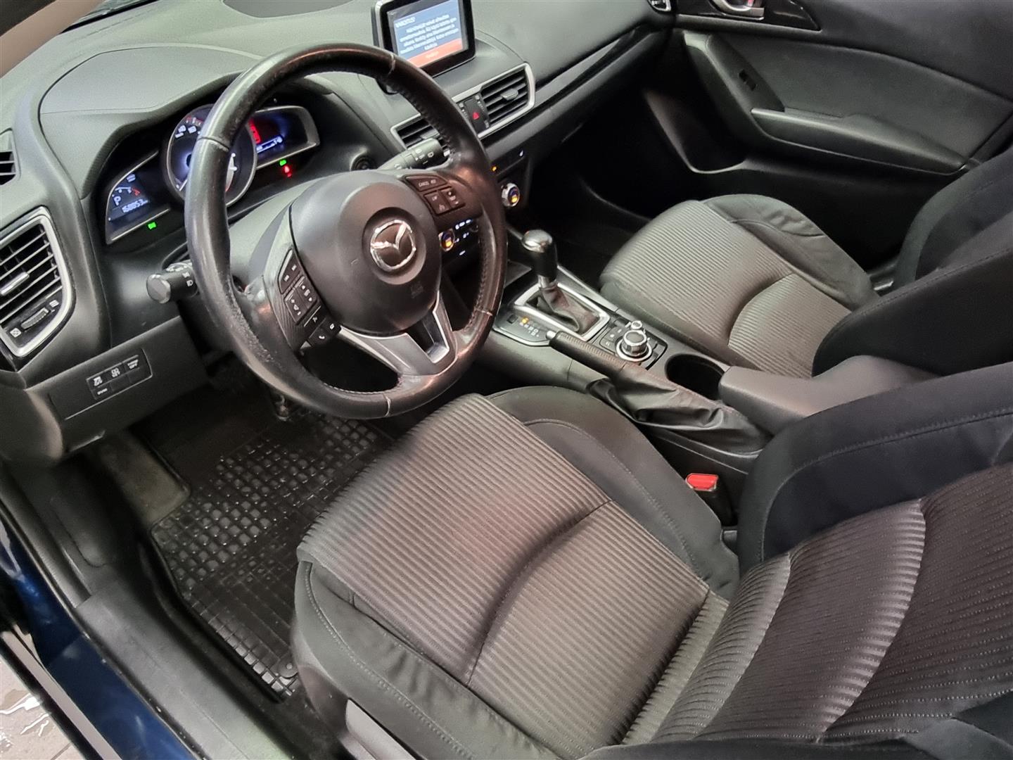 MAZDA Mazda3 2013