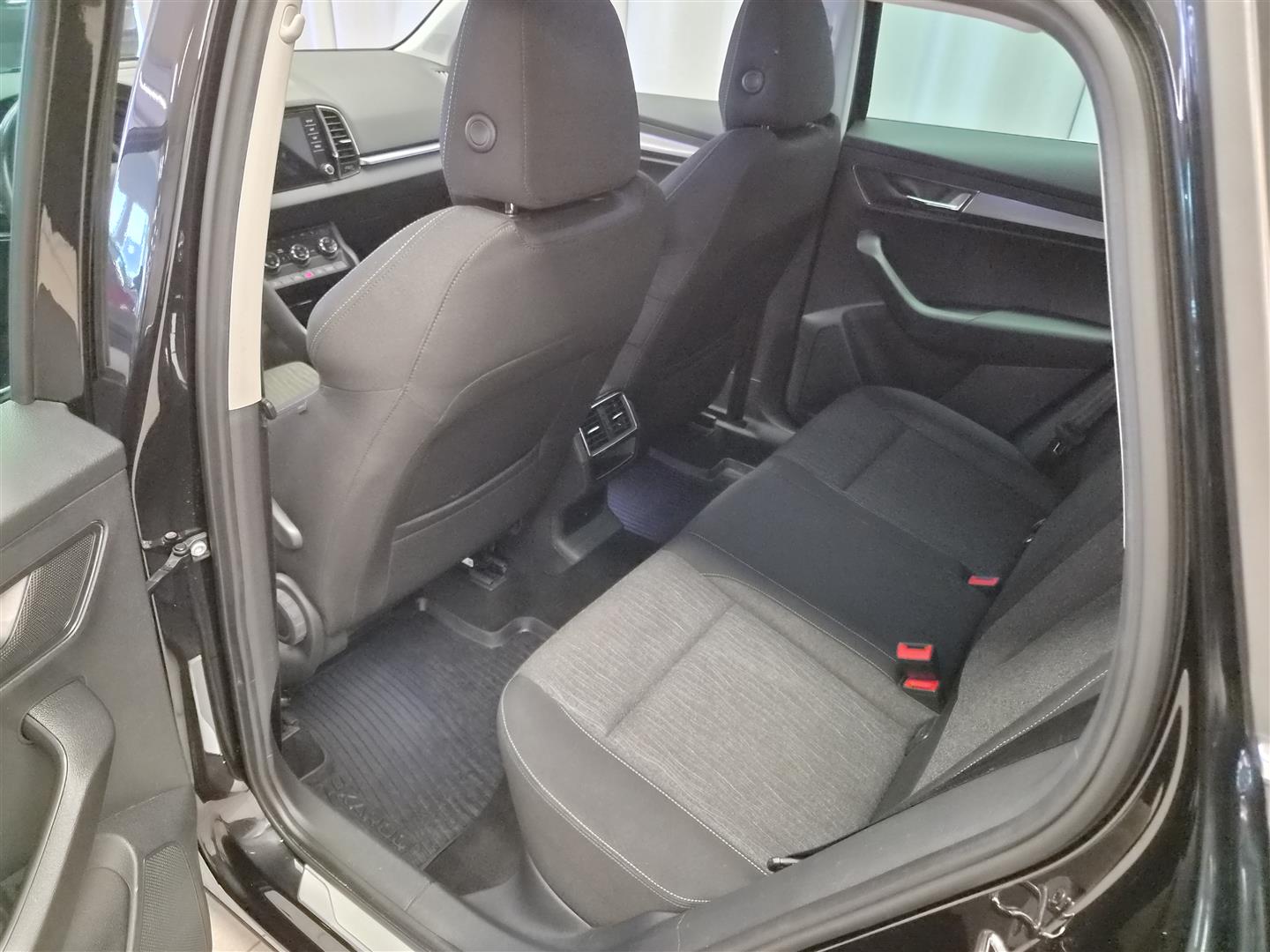 SKODA Karoq 2019