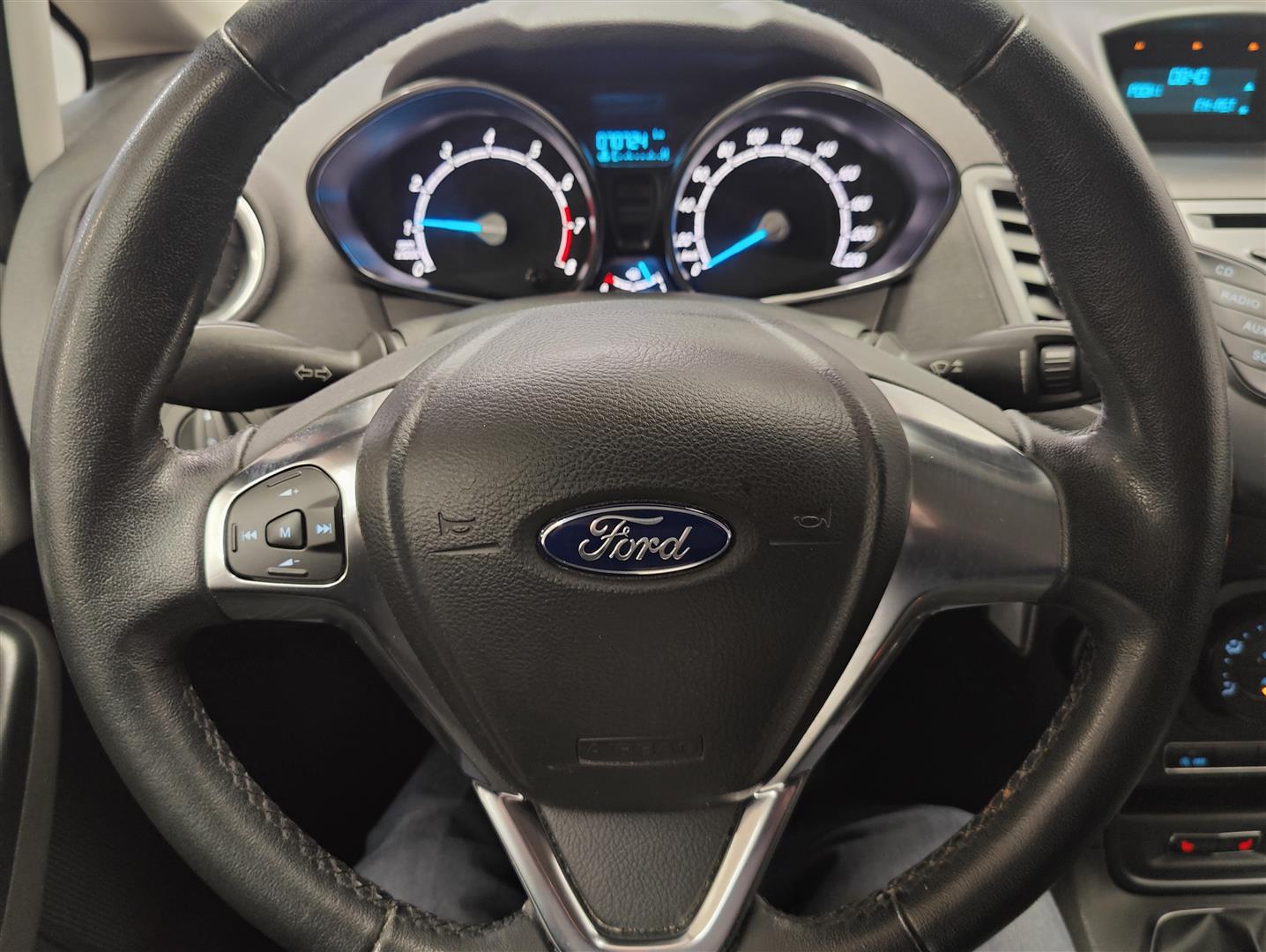 FORD Fiesta 2016