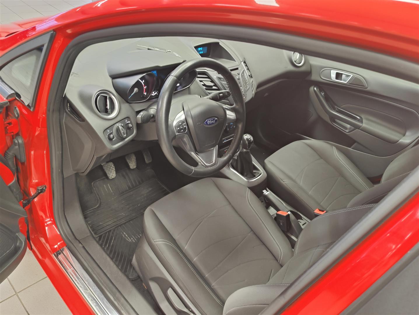 FORD Fiesta 2016
