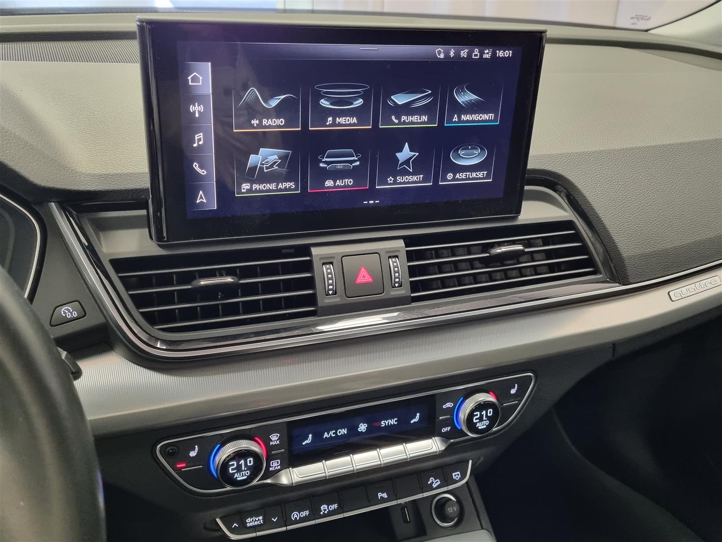 AUDI Q5 2021