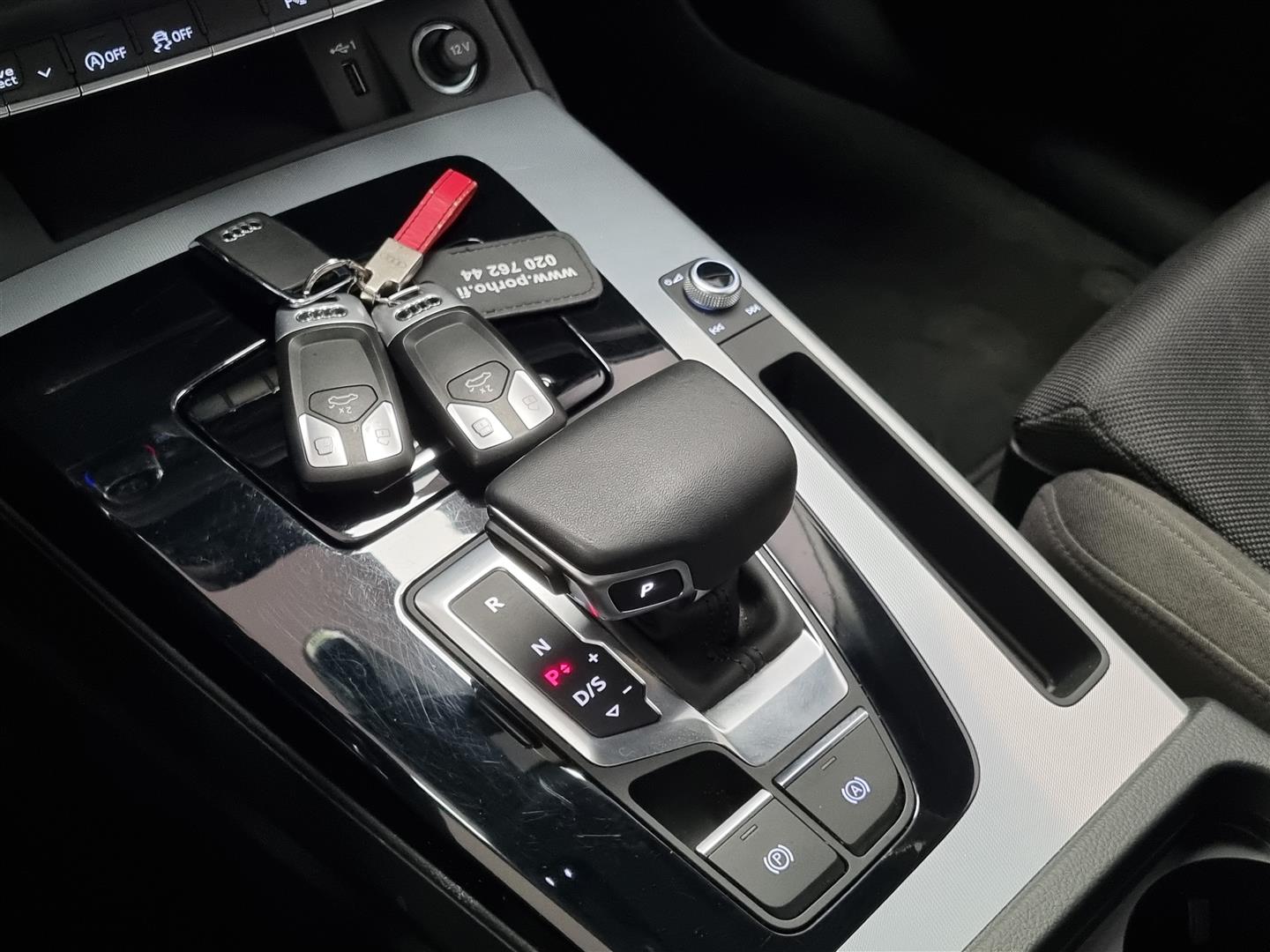 AUDI Q5 2021