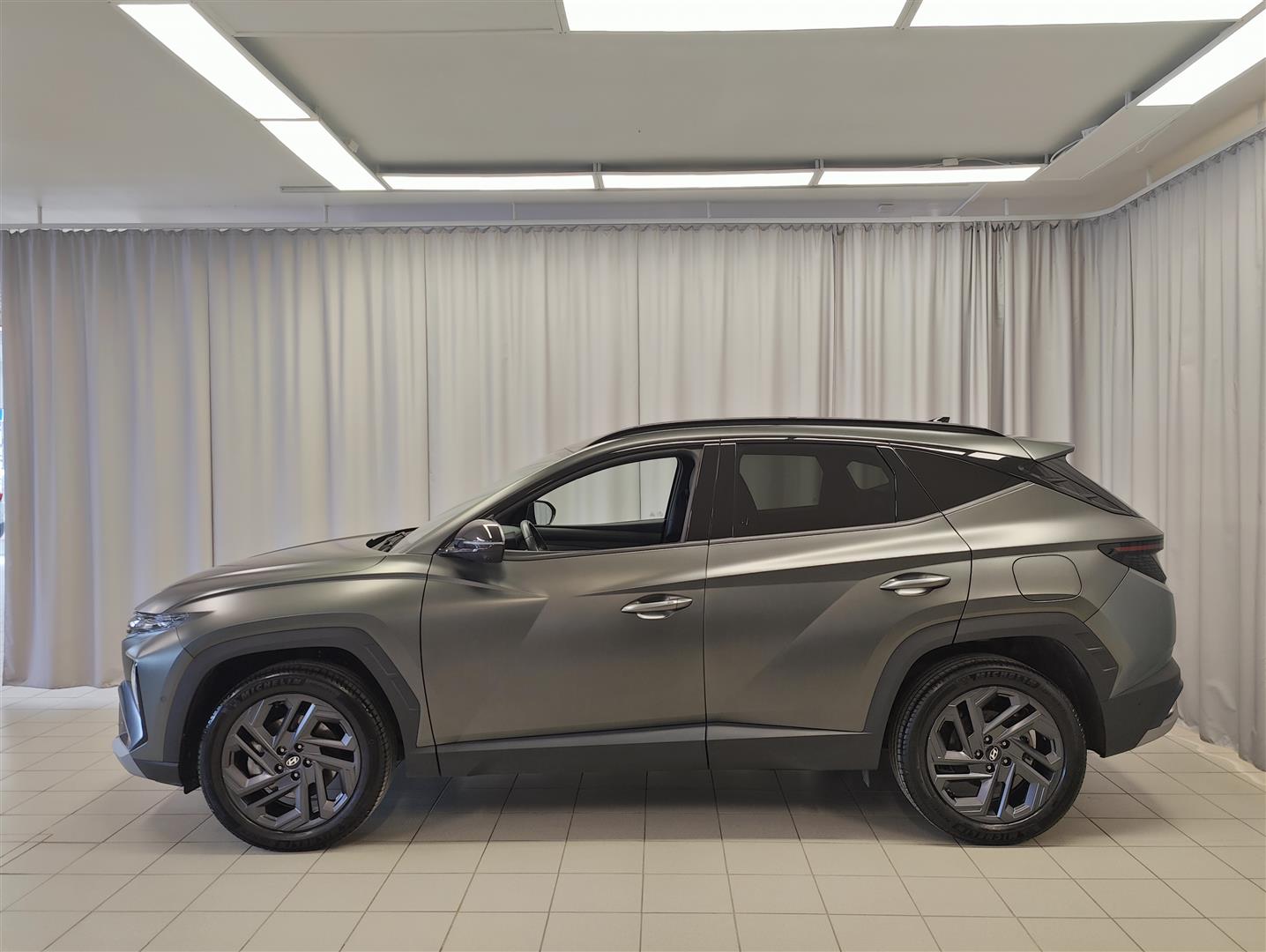 HYUNDAI Tucson 2025
