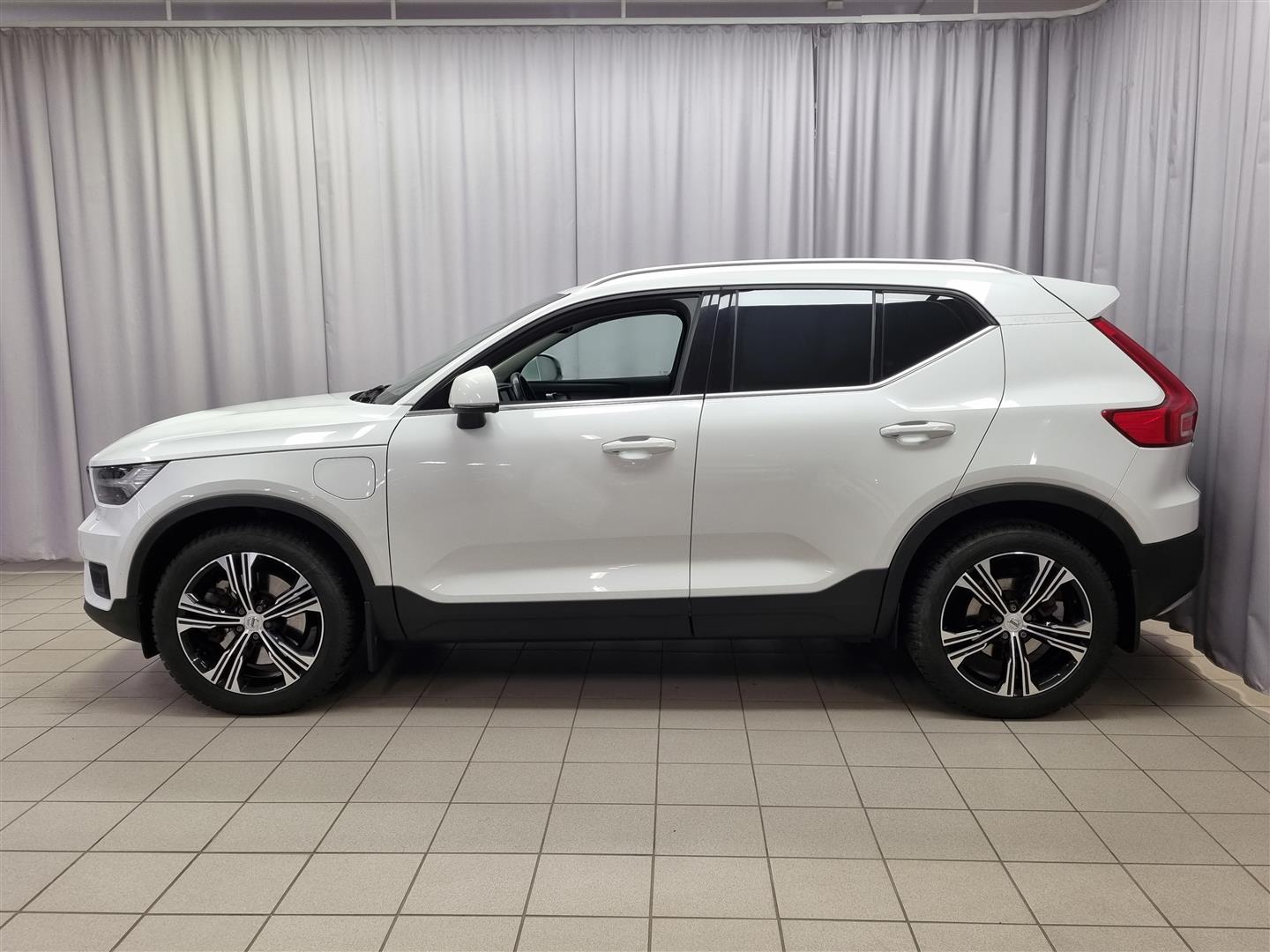 VOLVO XC40 2020