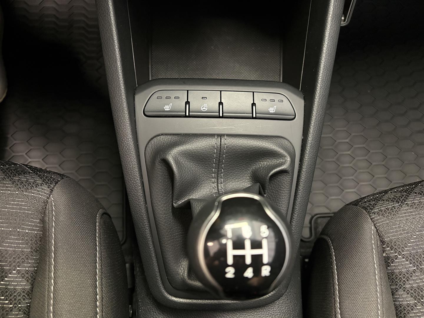 KIA Rio 2023
