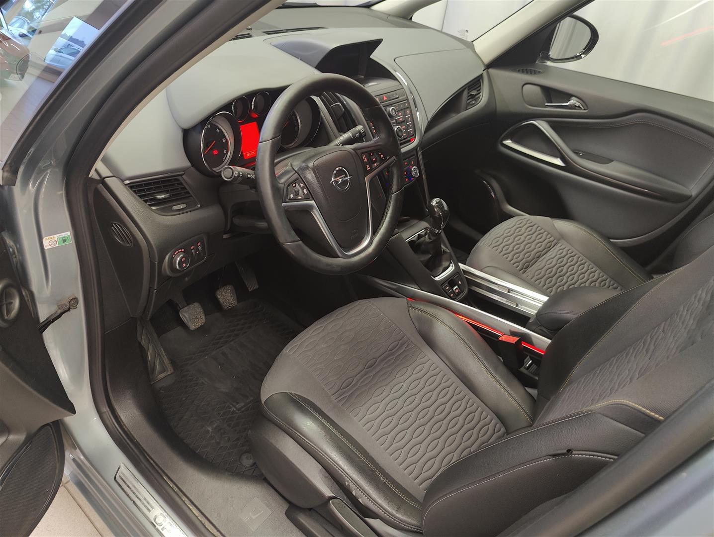 OPEL Zafira Tourer 2013