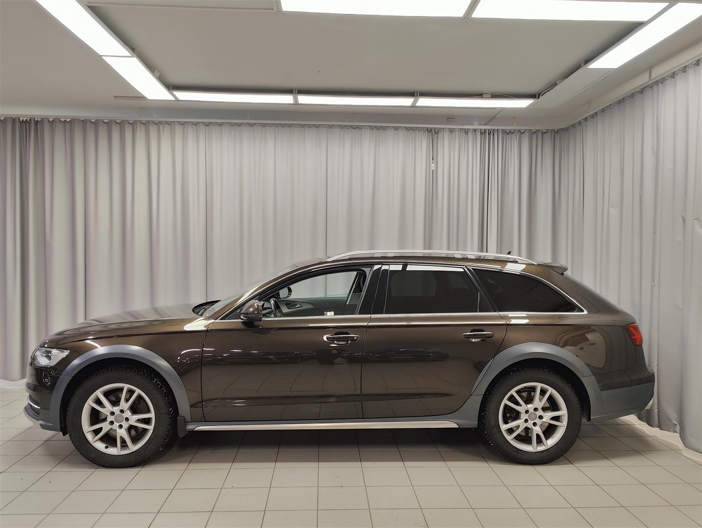 AUDI A6 allroad quattro 2015