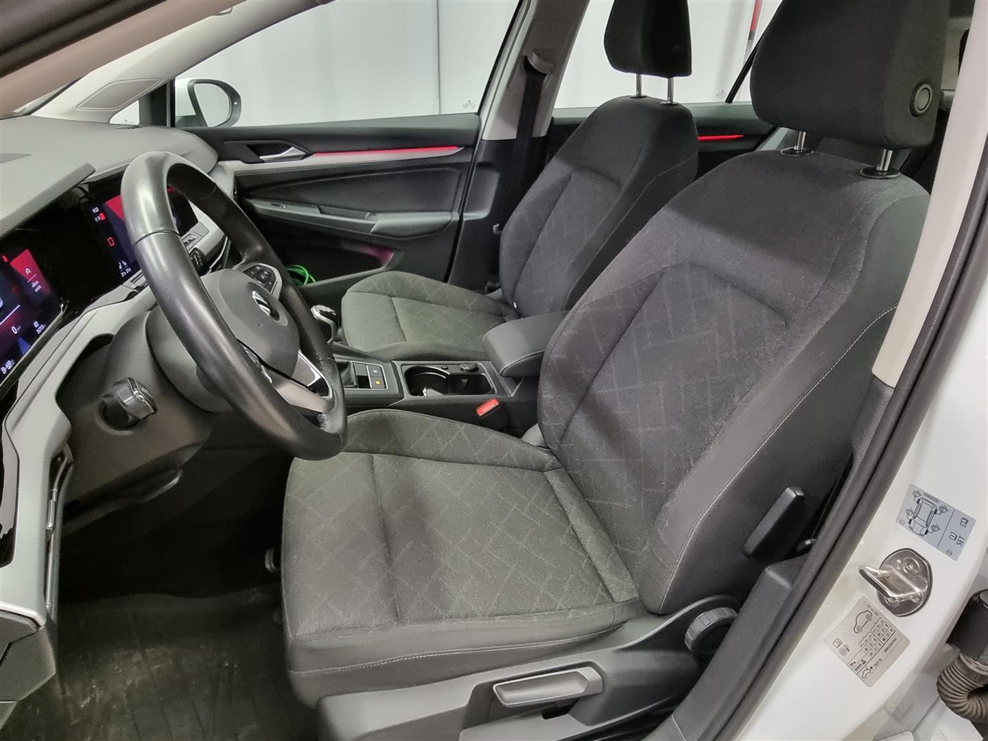 VOLKSWAGEN Golf 2022