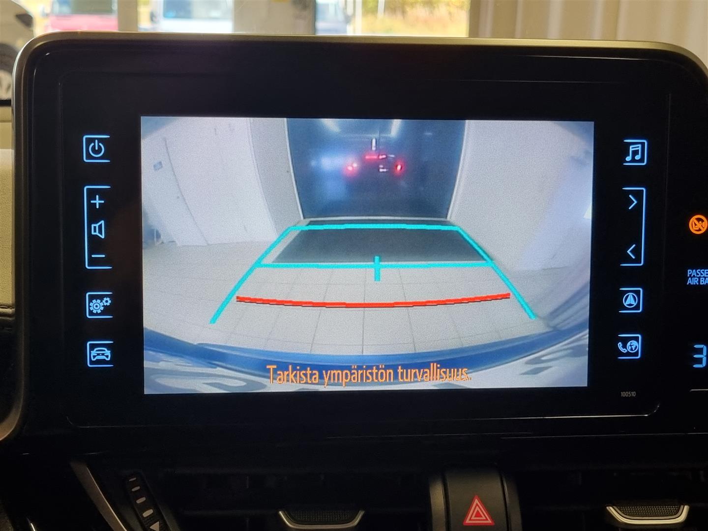 TOYOTA C-HR 2017