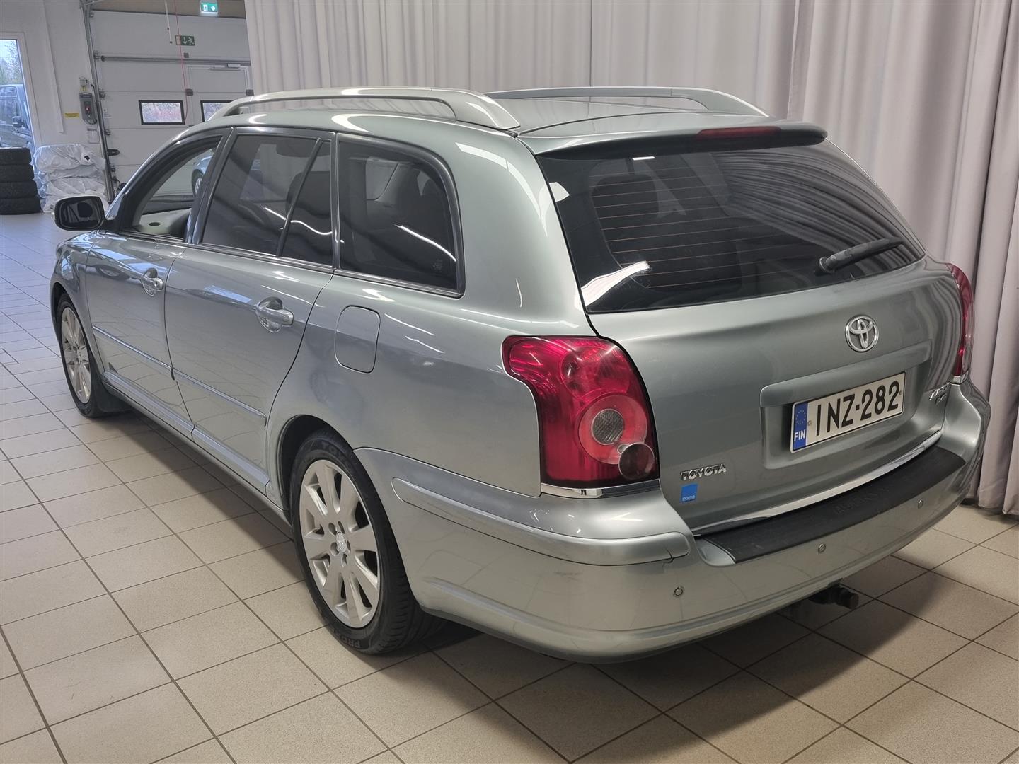 TOYOTA Avensis 2008