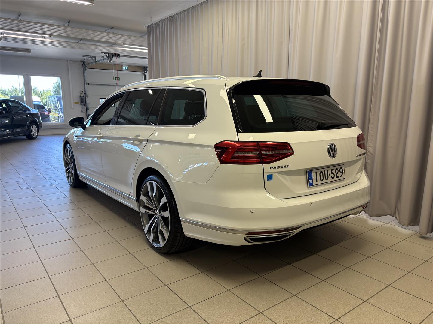 VOLKSWAGEN Passat 2017