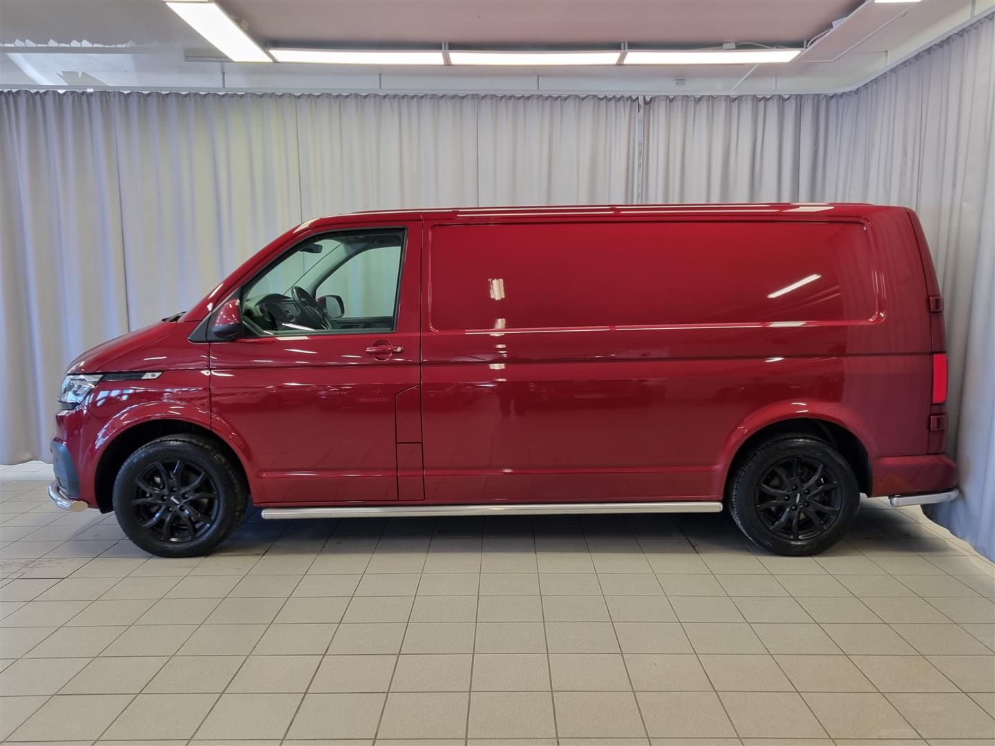 VOLKSWAGEN Transporter 2023