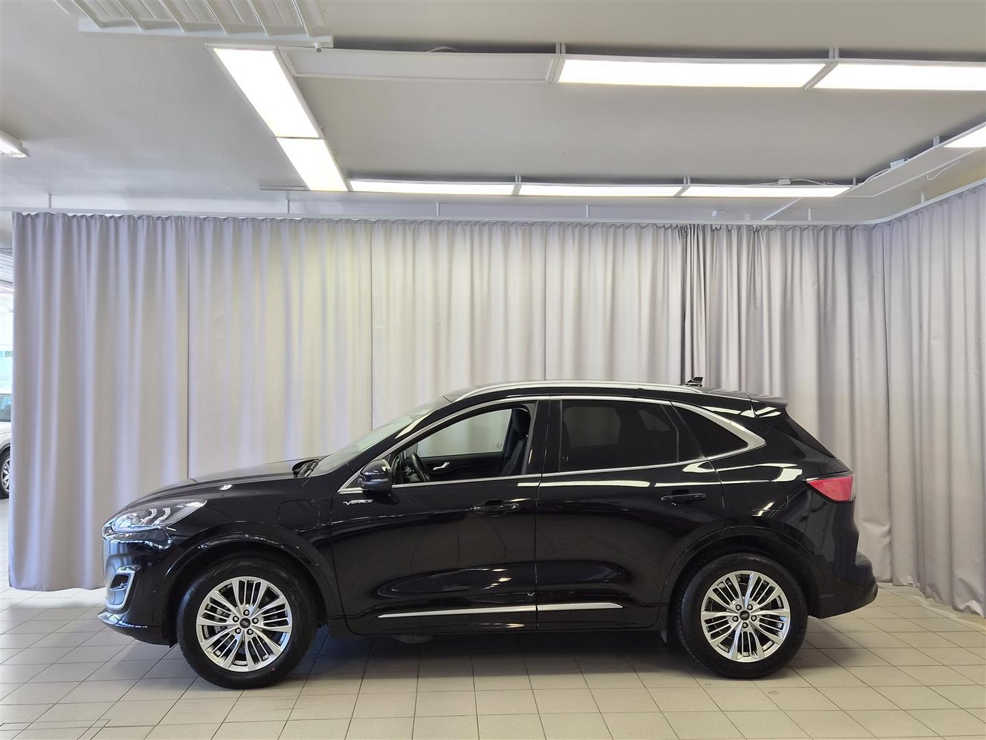 FORD Kuga 2023